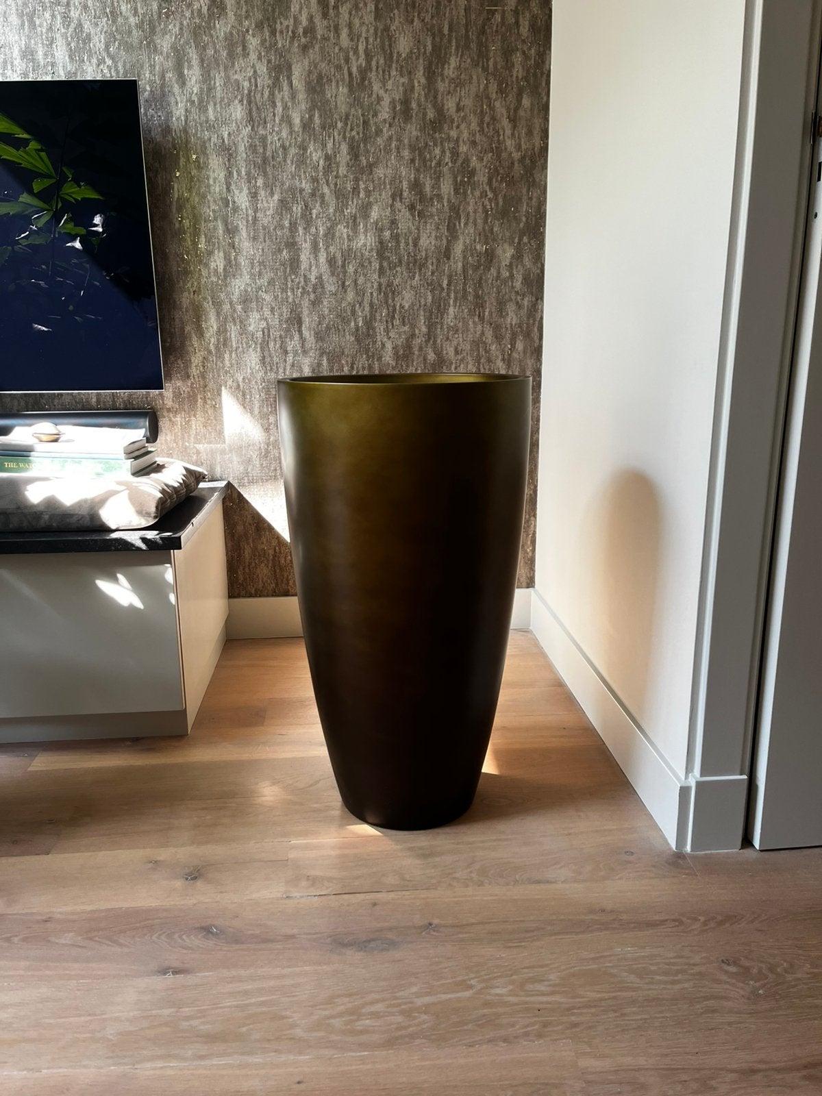 Luxe grote design plantenpot – goud/brons – lichtgewicht, Tuin en Terras, Bloempotten, Ophalen, 40 cm of meer, Rond, Binnen
