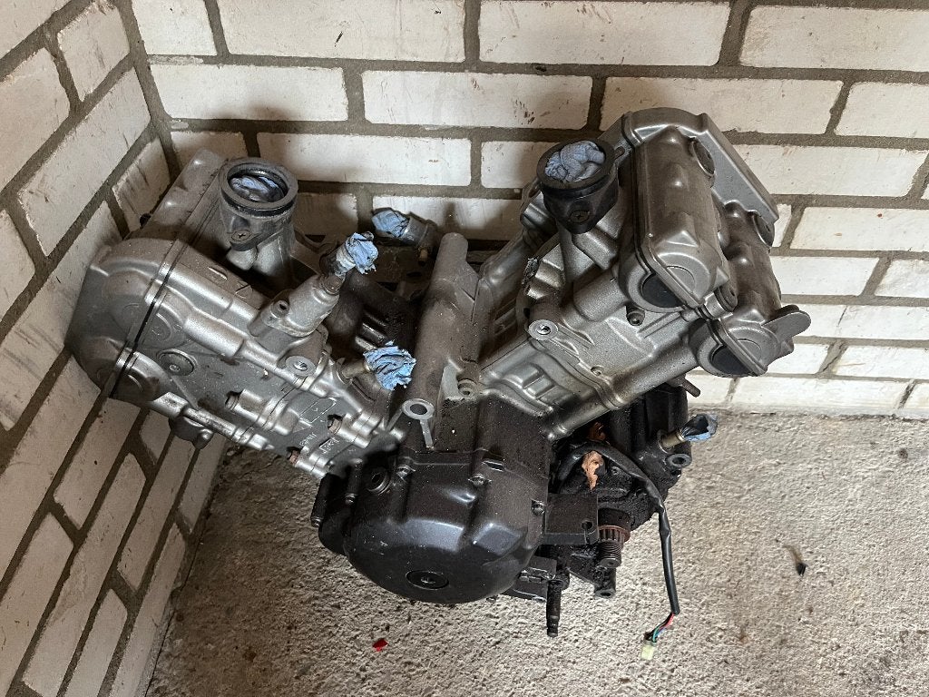 Motorblok Suzuki SV650 / 1e model, Motoren, Ophalen, Gebruikt