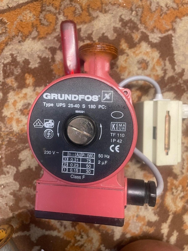 Grundfos, Gebruikt, Minder dan 30 cm, Overige typen, Minder dan 60 cm