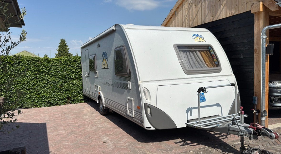 Knaus Südwind 550 Kinderkamer | 2006 | nieuwe opblaas tent️, Rondzit, Bedrijf, 5 tot 6 meter, 1250 - 1500 kg