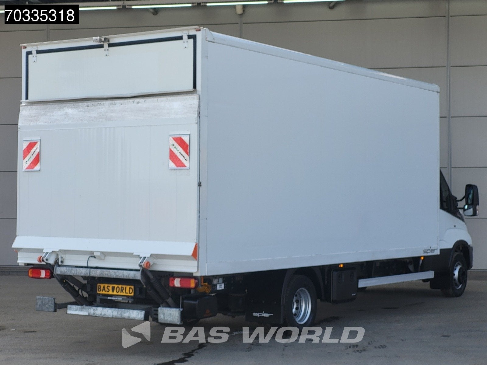 Iveco Daily 72C21 3.0L Automaat 1000KG Laadklep Luchtvering, Auto's, Automaat, Stof, Gebruikt, Euro 6