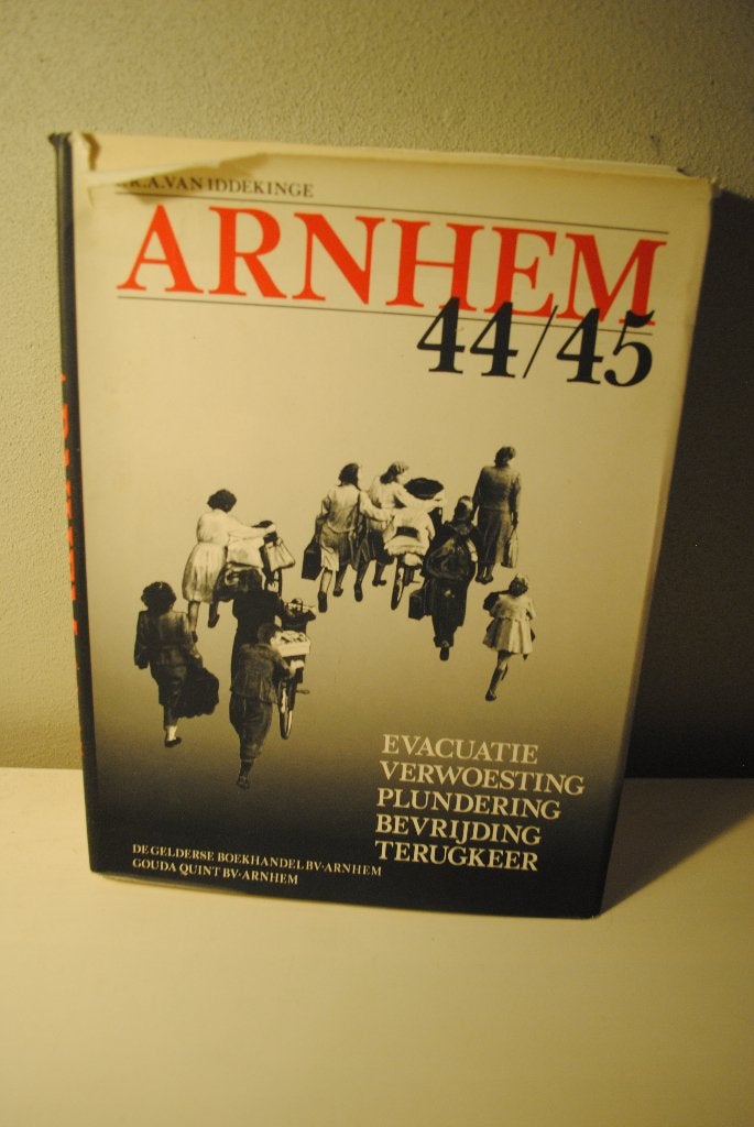 Arnhem  44/45, Boeken, Ophalen of Verzenden, Tweede Wereldoorlog, Gelezen, Algemeen
