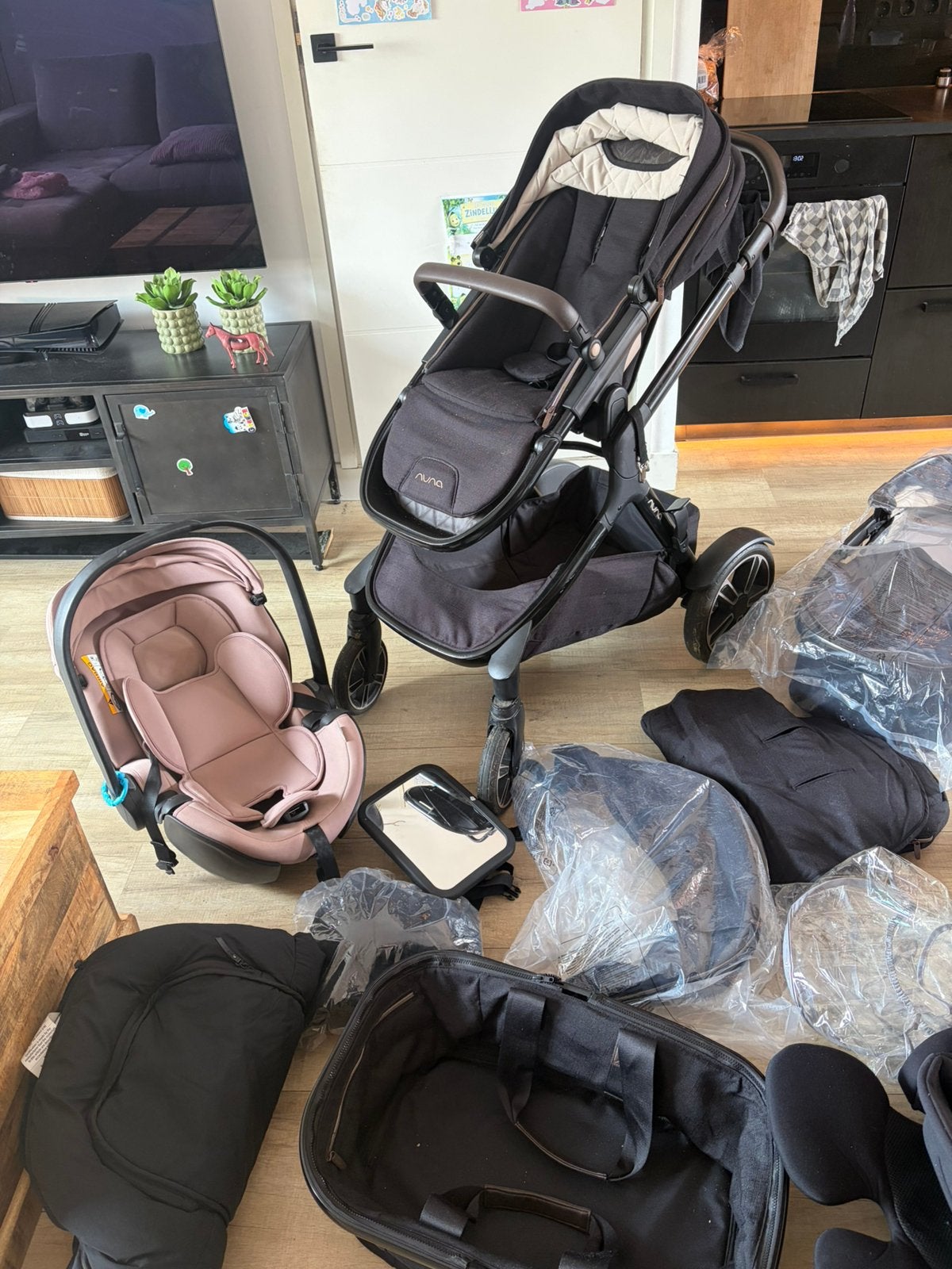 Complete set kinderwagen NUNA, Kinderen en Baby's, Kinderwagens en Combinaties, Ophalen, Zo goed als nieuw, Overige merken