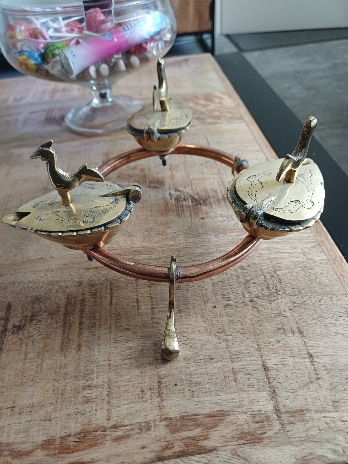 antieke  olielamp op pootjes, Ophalen of Verzenden