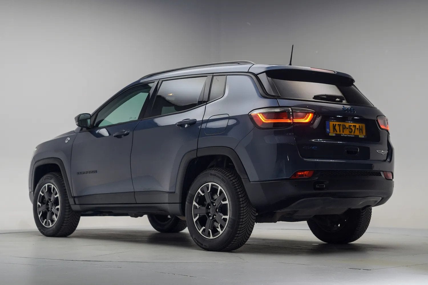 Jeep Compass 240 xe Plug-in Trailhawk [ LED Navi Camera Appl, Automaat, 4 cilinders, Blauw, Bedrijf