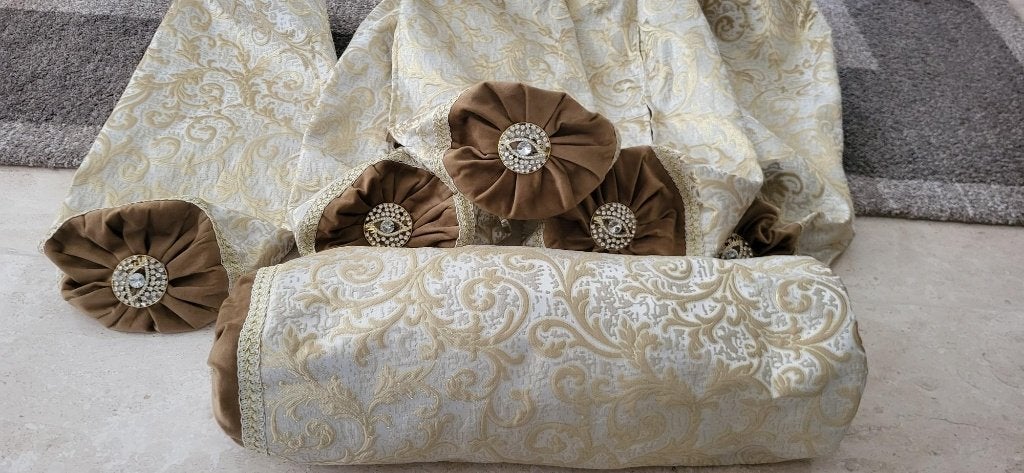 Exclusieve gouden oosterse hoezen voor sierkussens en bank!, Huis en Inrichting, Woonaccessoires | Kussens, Overige kleuren, Ophalen of Verzenden