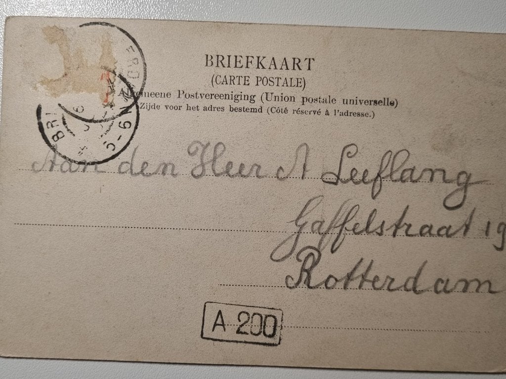 BRIELLE  Fotograaf ROBIJNS  Altaar Heilige Martelaren Gorkum, Verzamelen, Ophalen of Verzenden, Voor 1920, Gelopen, Zuid-Holland
