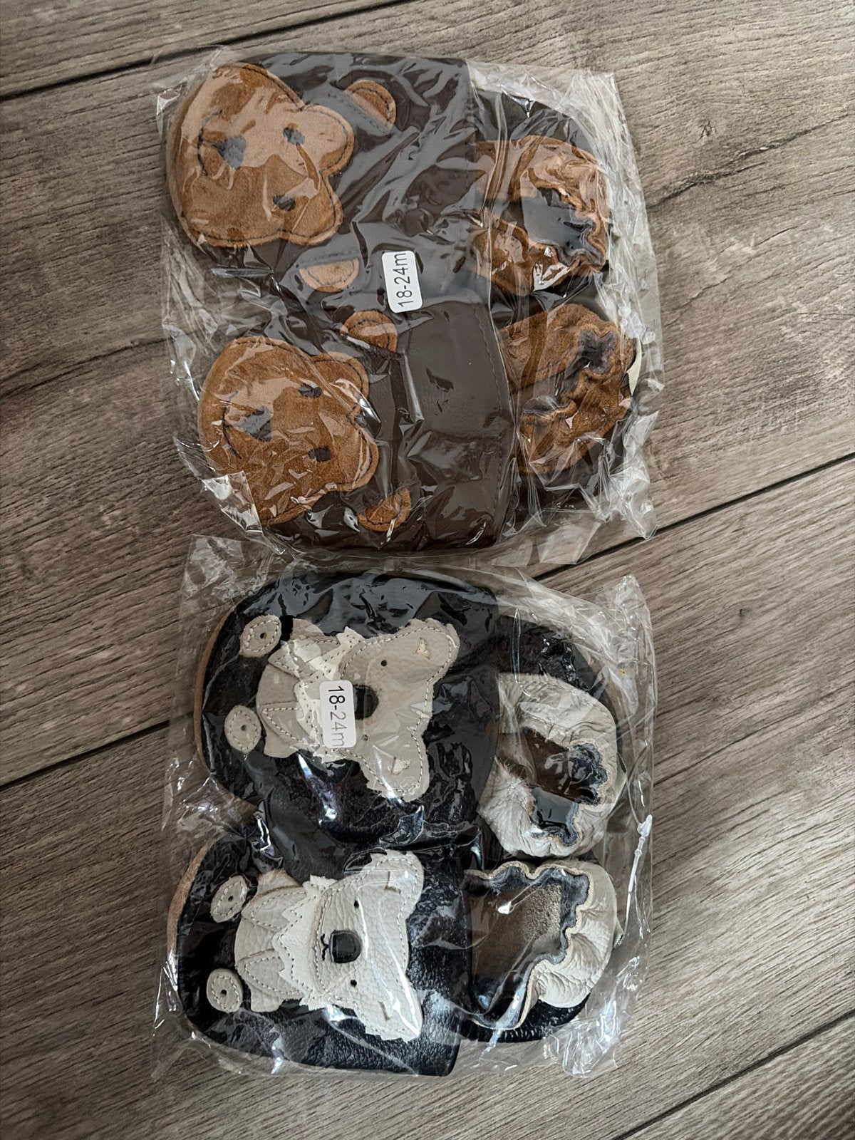 2 paar babyslofjes, 18-24 maanden, nieuw, Ophalen of Verzenden, Nieuw, Jongetje of Meisje, Slofjes