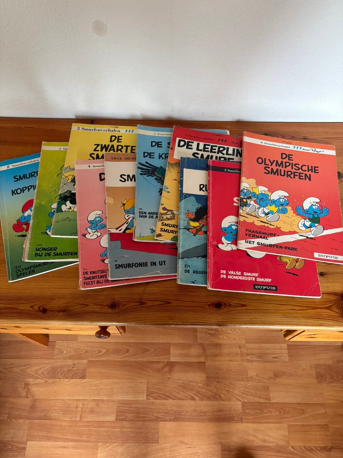17 stripboeken oa smurfen rode ridder urbanus 15 1/2, Meerdere stripboeken, Ophalen, Zo goed als nieuw