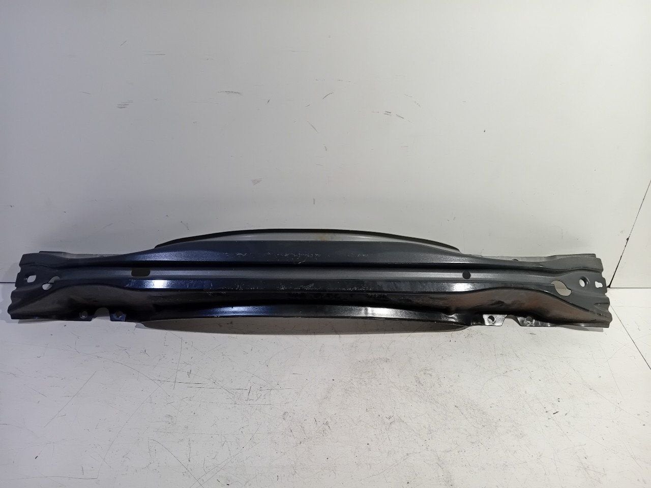 Bumperbalk achter Volvo V60, Onderdelen@venauto.nl, Van der Ven Autorecycling B.V., Gebruikt, Ettenseweg 76, 4706 PB Roosendaal, The Netherlands
