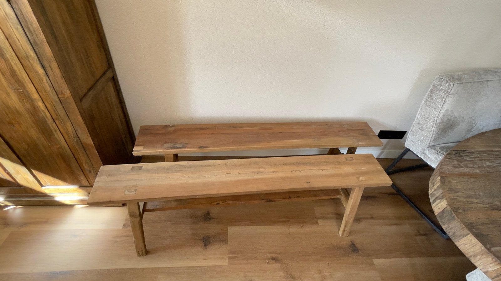 2 rustieke houten bankjes, Ophalen, Gebruikt, Hout, Landelijk