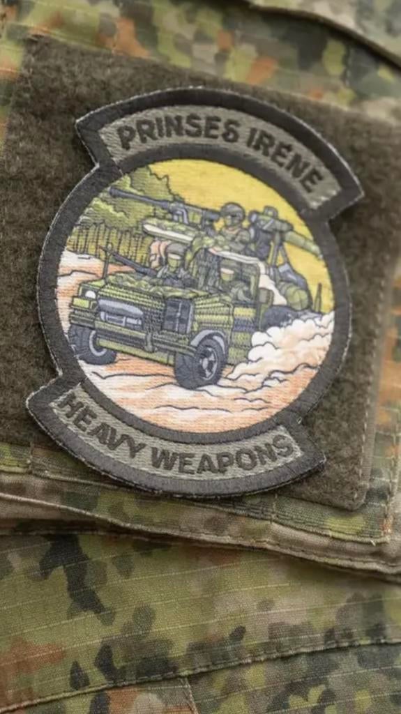 Gezocht: Patch / Embleem 17 Pr. Irene Heavy Weapons, Verzenden, Landmacht, Nederland, Embleem of Badge