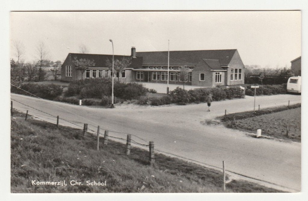 Kommerzijl (bij Grijpskerk) - Chr School, Ophalen of Verzenden, 1960 tot 1980, Ongelopen, Groningen