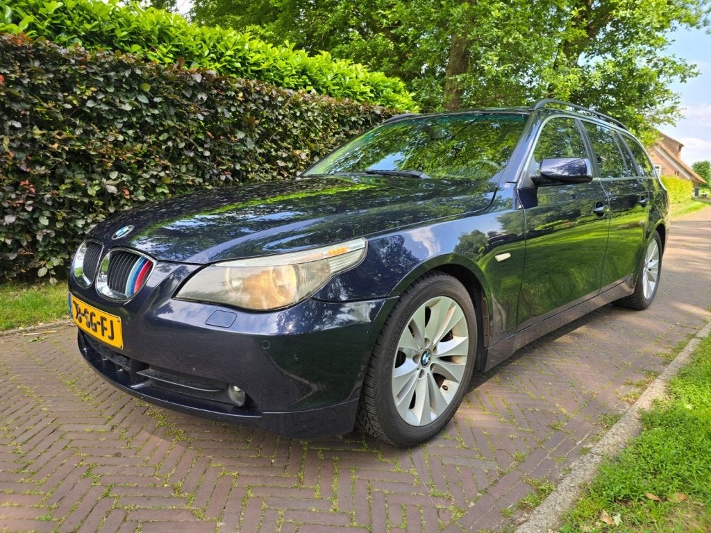 BMW 5 Serie Touring 523i Executive (bj 2006, automaat), Automaat, Stof, 2497 cc, Blauw
