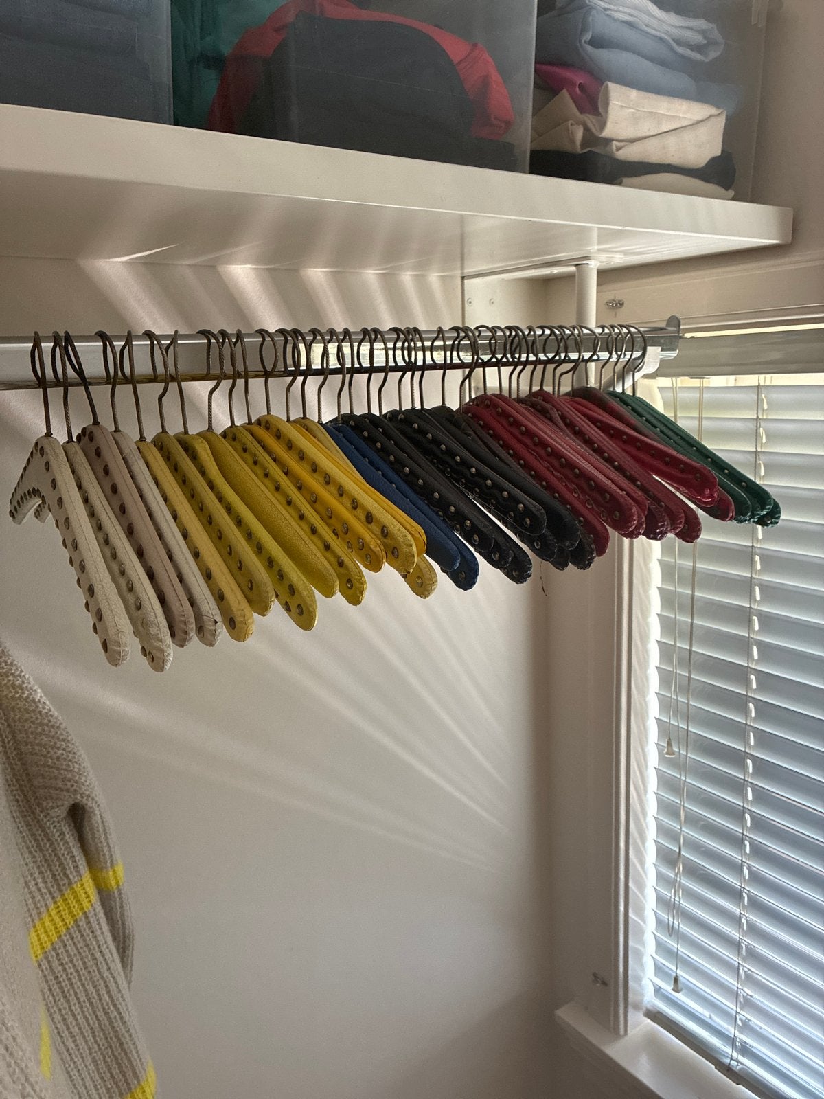 Vintage/Retro Kledinghangers - Diverse Kleuren en Prints, Kleding | Dames, Ophalen, Gebruikt, Overige materialen, Volwassenen