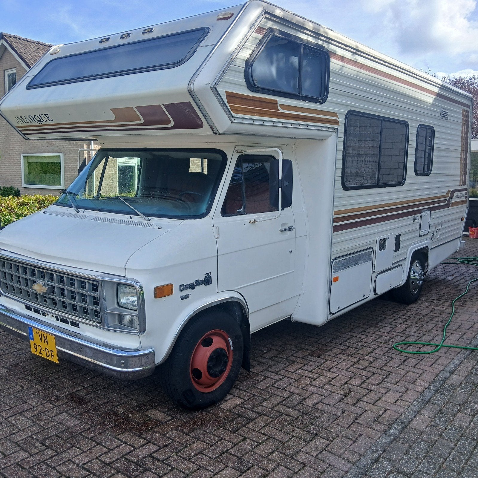 Chevrolet G30 Camper 5.7L V8 - Belastingvrij met nieuwe APK, Alkoof, Treinzit, Particulier, Koelkast