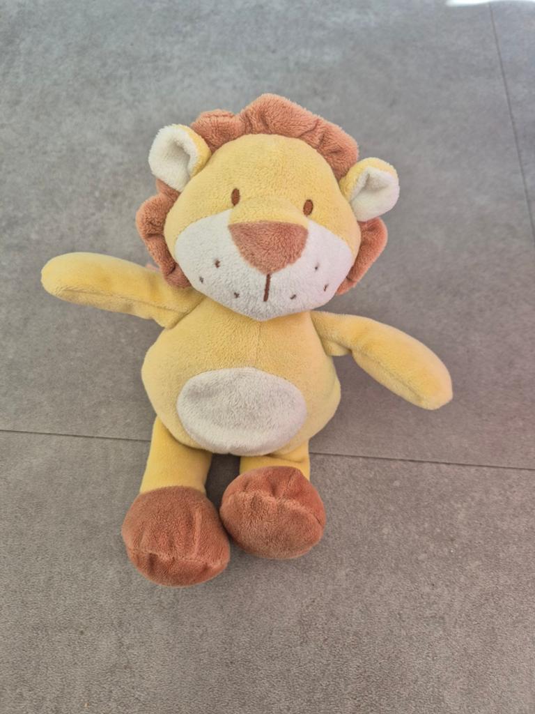 Nicotoy leeuw knuffel, Kinderen en Baby's, Speelgoed | Knuffels en Pluche, Geel, Overige typen, Ophalen of Verzenden, Zo goed als nieuw