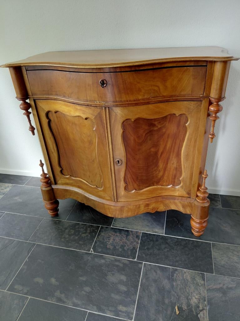 Antieke  biedermeier, Ophalen of Verzenden
