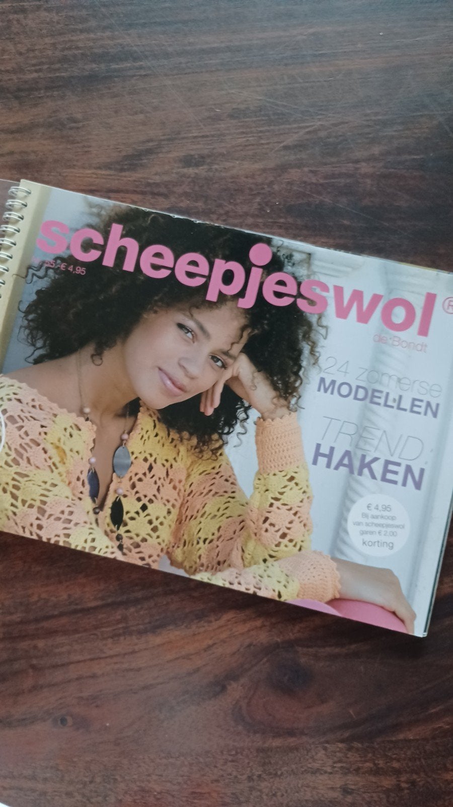 Scheepjes,  zomerse modellen,  haken en breien, Ophalen of Verzenden, Zo goed als nieuw, Breien of Haken, Patroon of Boek