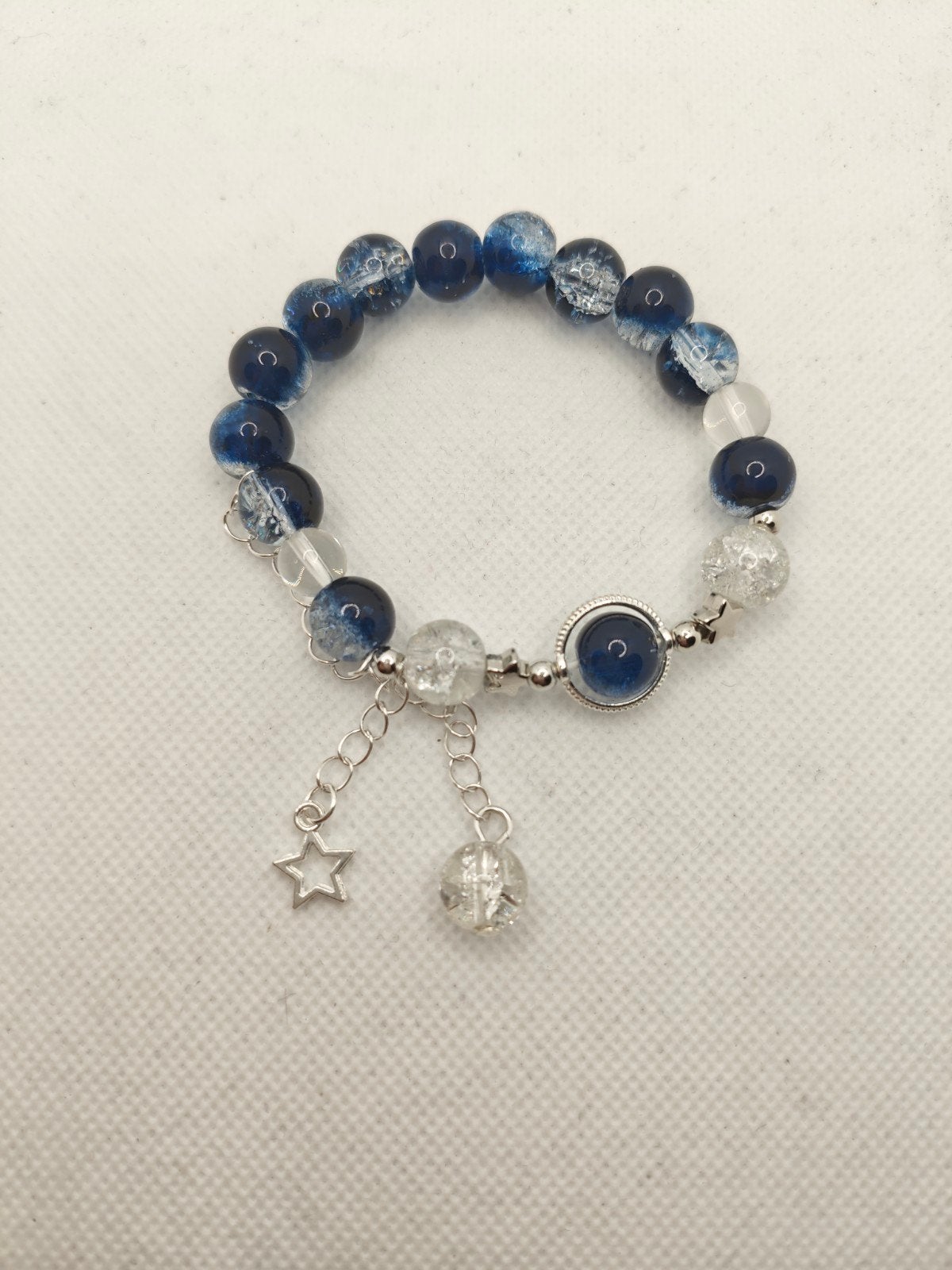 Mooie blauwe armband - nieuw, Sieraden, Tassen en Uiterlijk, Ophalen of Verzenden, Nieuw, Blauw