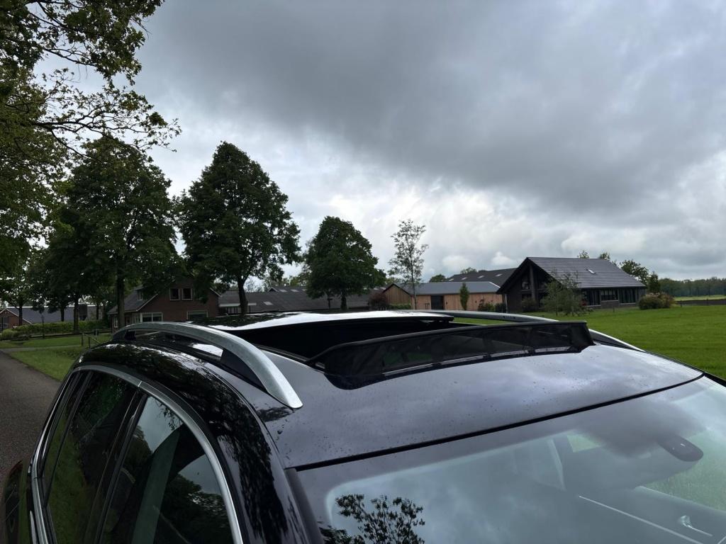 Volkswagen Tiguan 1.4 TSI Comf.&Design| Pano | Distributieke, Auto's, Euro 5, 15 km/l, Alcantara, Zwart