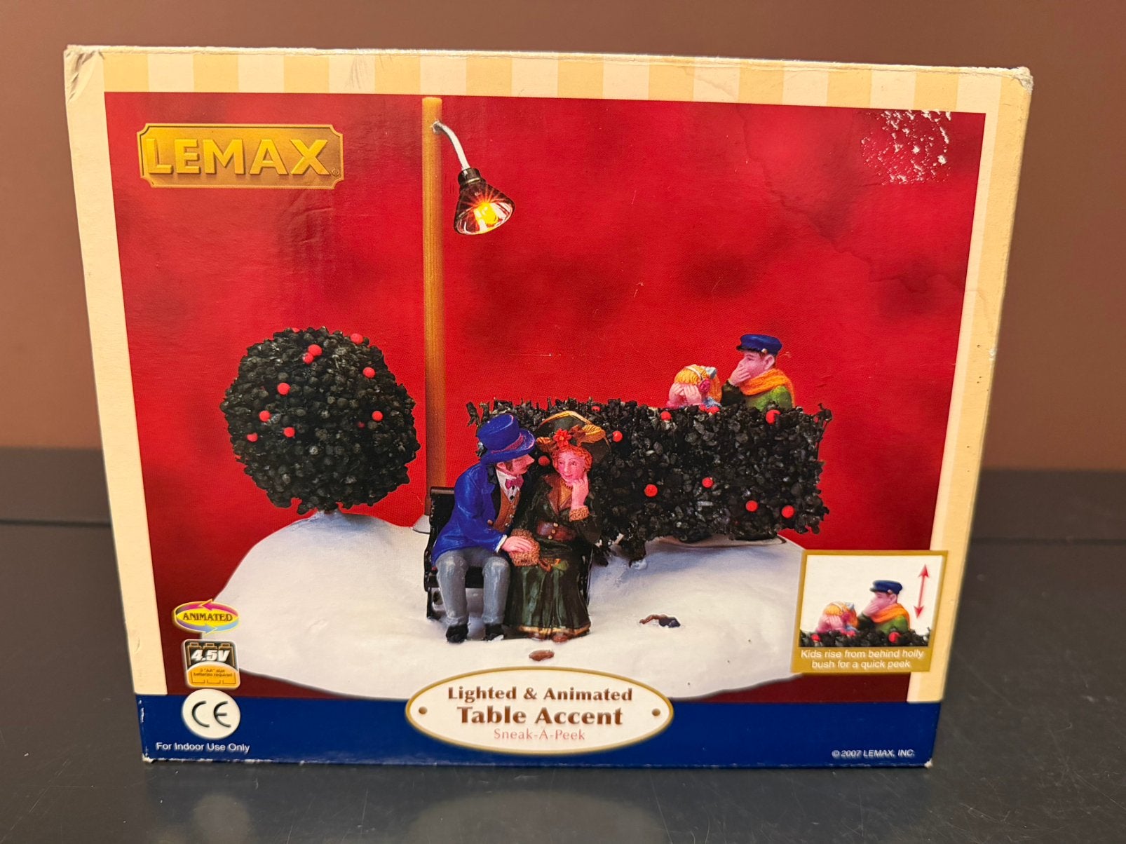 Lemax sneak-a-peak. KERSTDORP, Ophalen of Verzenden, Zo goed als nieuw