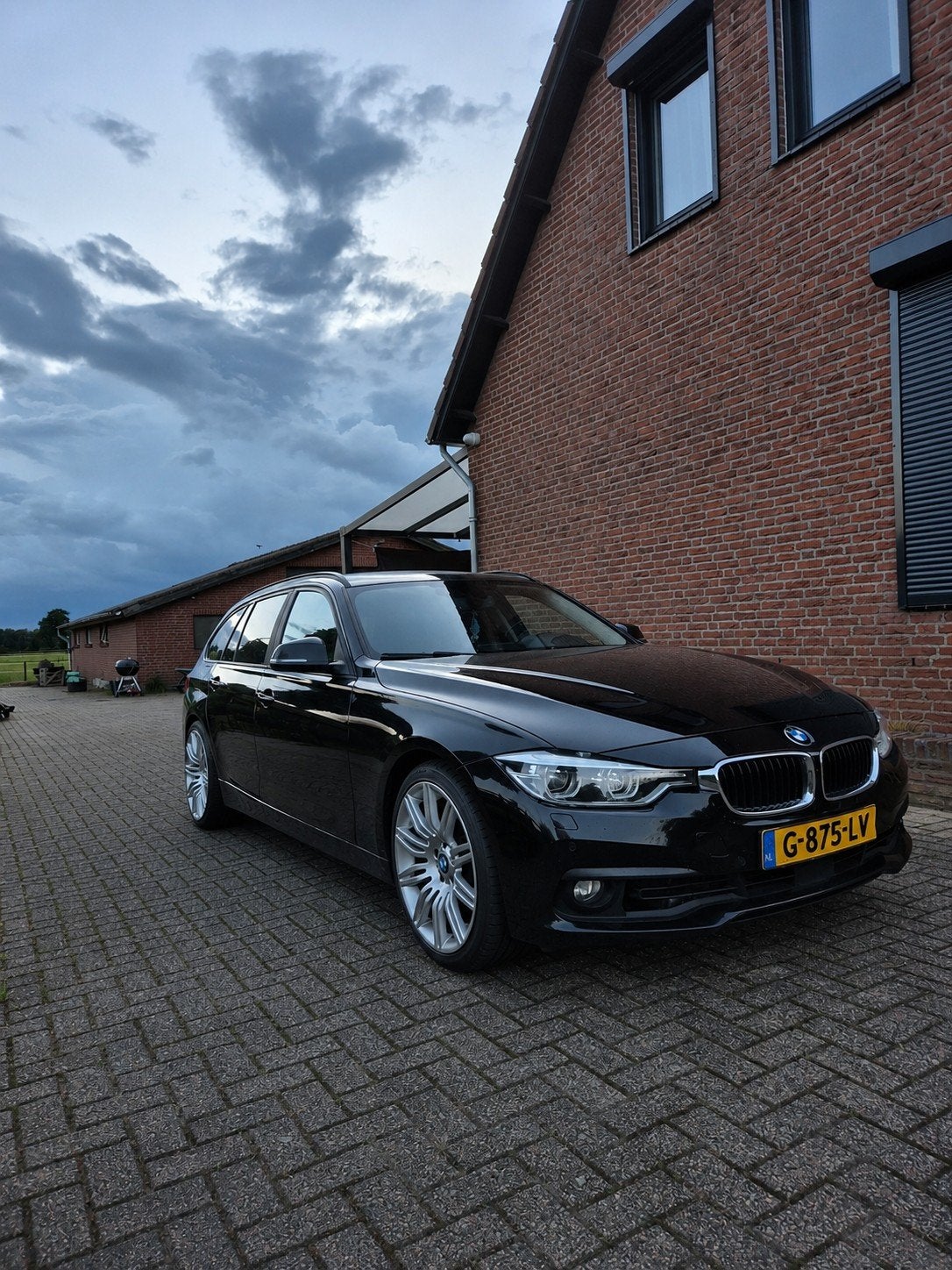 BMW 3 serie 320d Touring Centennial High Executive Automaat, Automaat, 745 kg, Achterwielaandrijving, 1505 kg