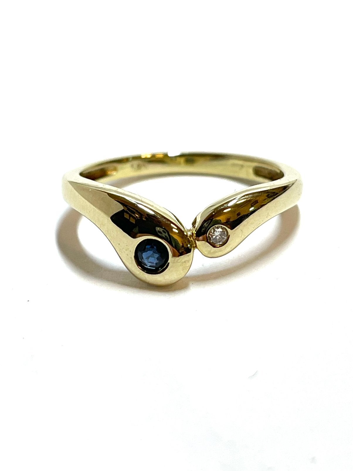 14k gouden ring met saffier en diamant, -, -, Ophalen of Verzenden, Dame
