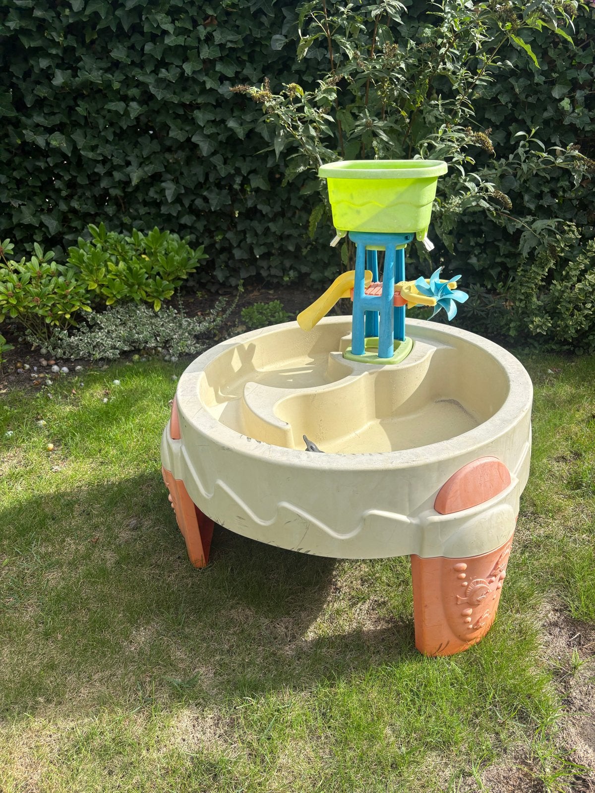 Step2 Watertafel - Gebruikt en verkleurd, Kinderen en Baby's, Ophalen, Gebruikt
