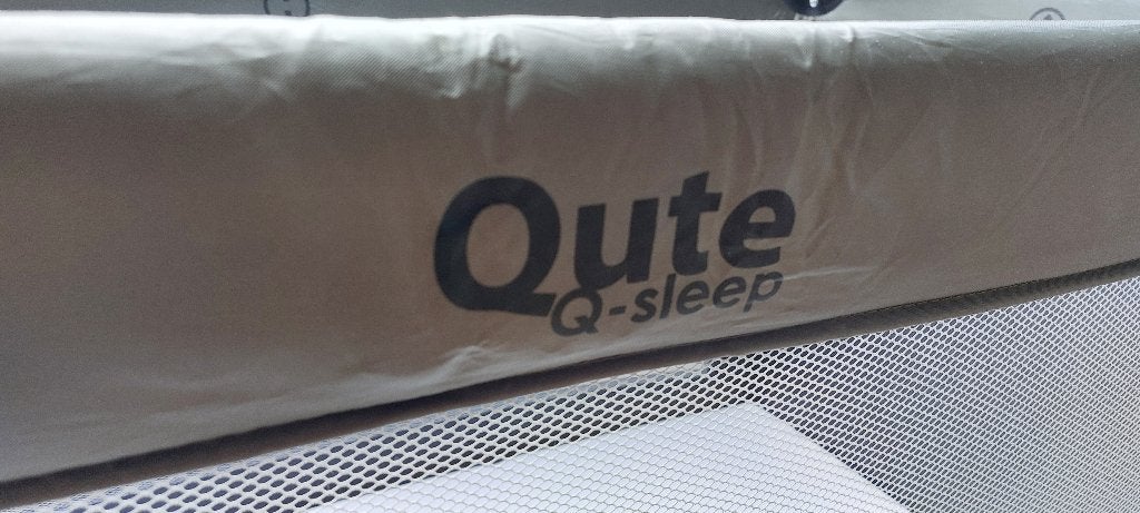 2x Qute kinderbedjes met matrassen - Zo goed als nieuw, Kinderen en Baby's, Ophalen, 70 tot 85 cm, Zo goed als nieuw, Minder dan 140 cm