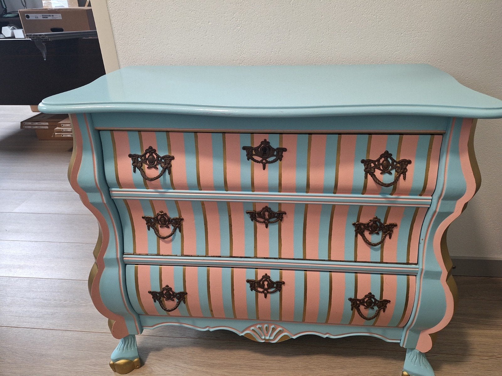 Uniek Buikkastje - Pastel Roze & Blauw Gestreep, Ophalen