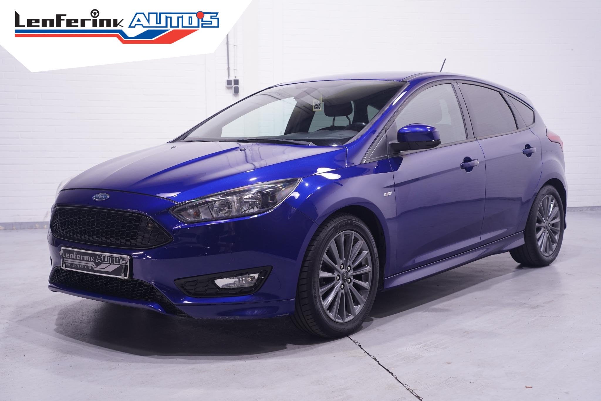 Ford Focus 1.0 ST-Line Navi Cruise Parkeersensor, Gebruikt, Blauw, 3 cilinders, 999 cc