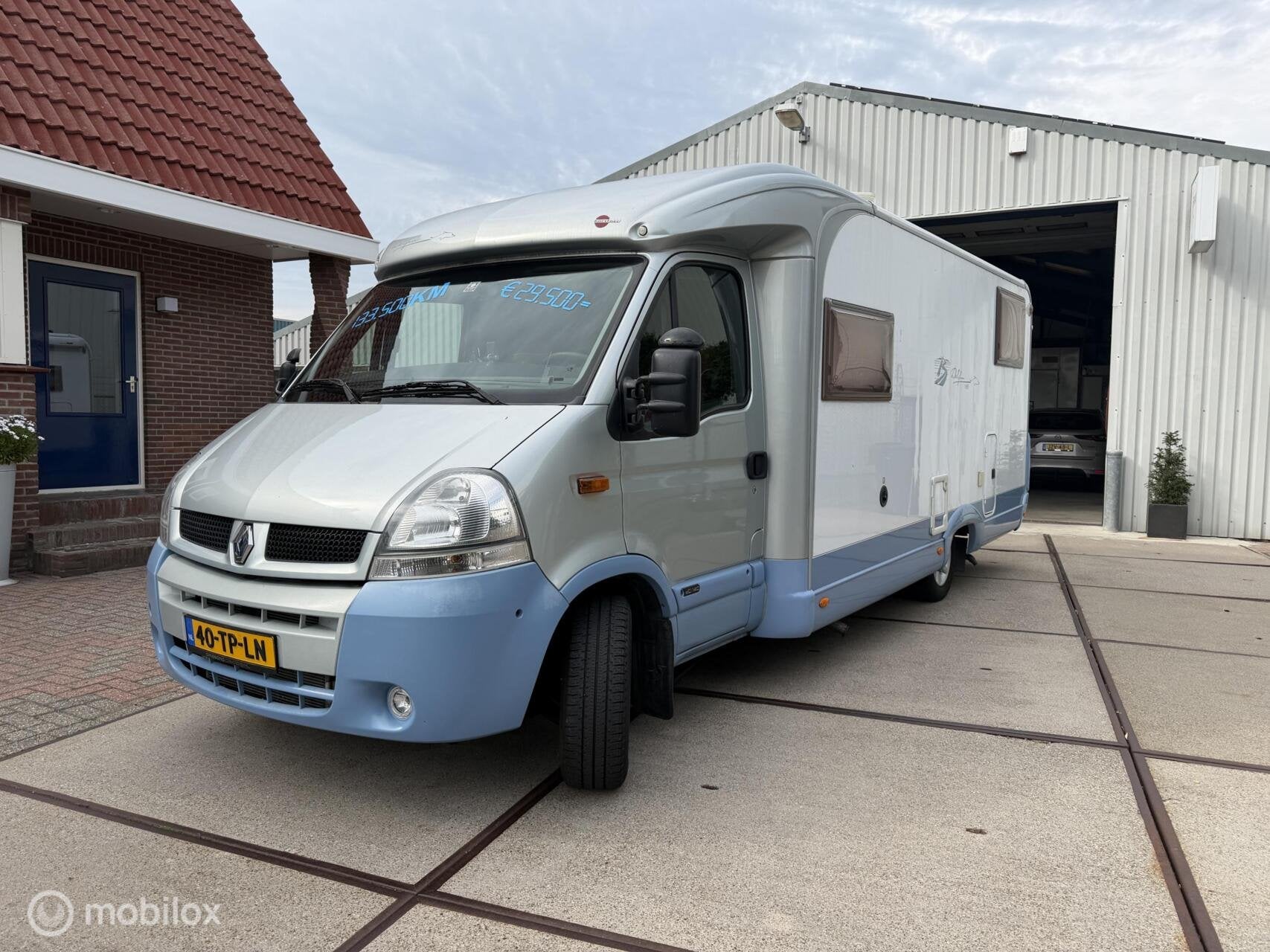 Bürstner Delfin t695, Caravans en Kamperen, Airbags, Bürstner GmbH & Co. KG, Info@buerstner.com, 7 tot 8 meter