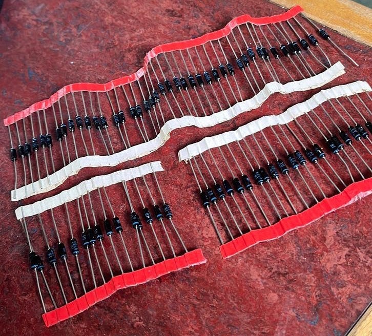 axiale hoogspannings diodes etc vintage, Ophalen of Verzenden