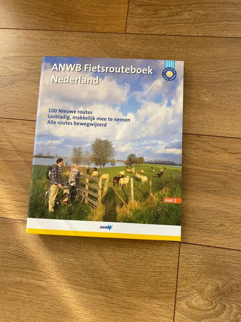 ANWB Fietsrouteboek Nederland deel 2 - 100 Nieuwe routes, Boeken, Fiets- of Wandelgids, Ophalen of Verzenden, Zo goed als nieuw