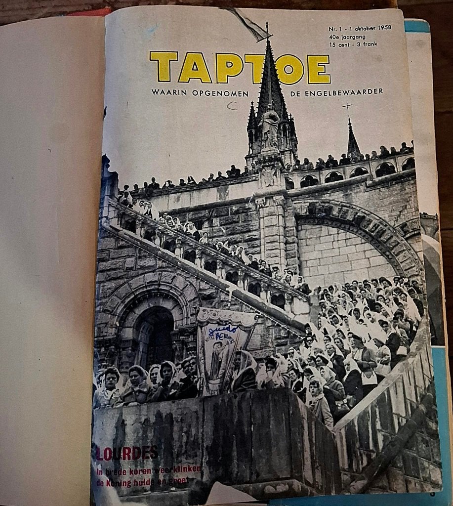 Taptoe jeugd tijdschrift, Ophalen of Verzenden, Gelezen