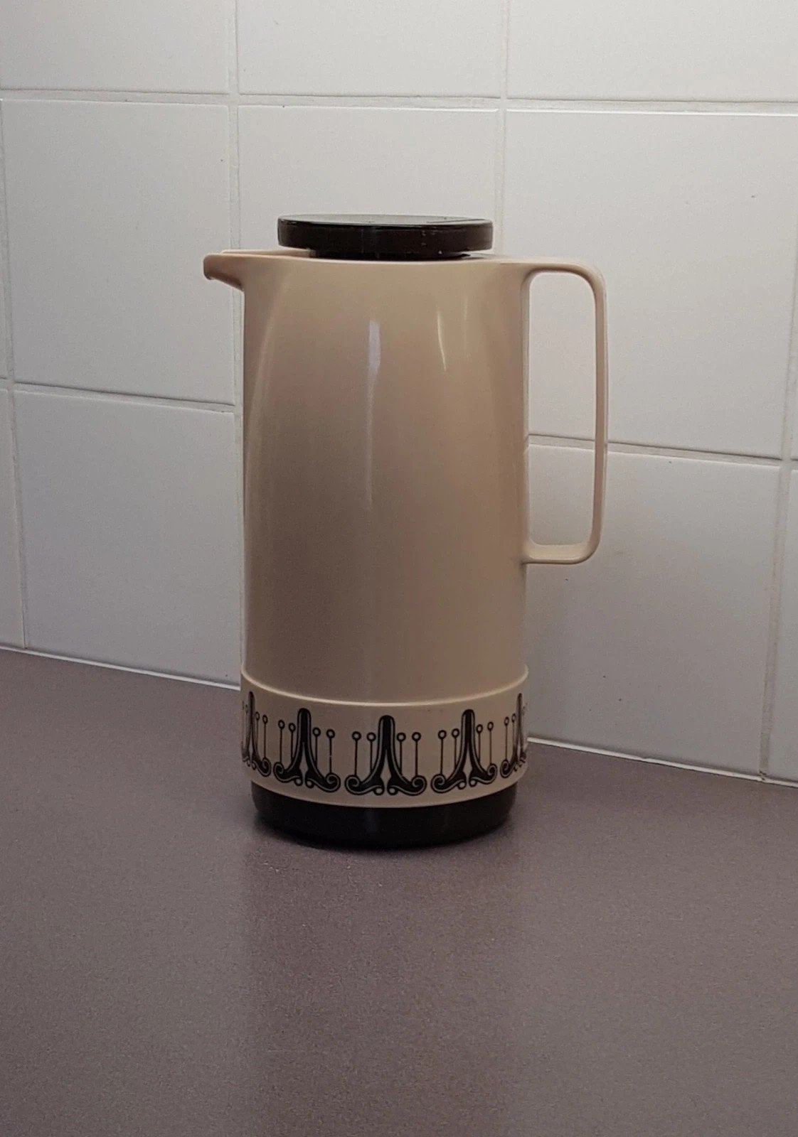 Thermoskan, beige met decoratie, Gebruikt, Kunststof, Ophalen of Verzenden, Overige merken