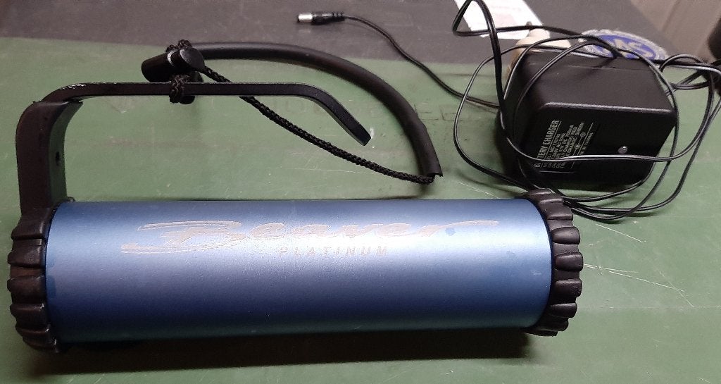 Beaver Platinum oplaadbare duiklamp halogeenlamp, Ophalen, Zo goed als nieuw, Duiklamp