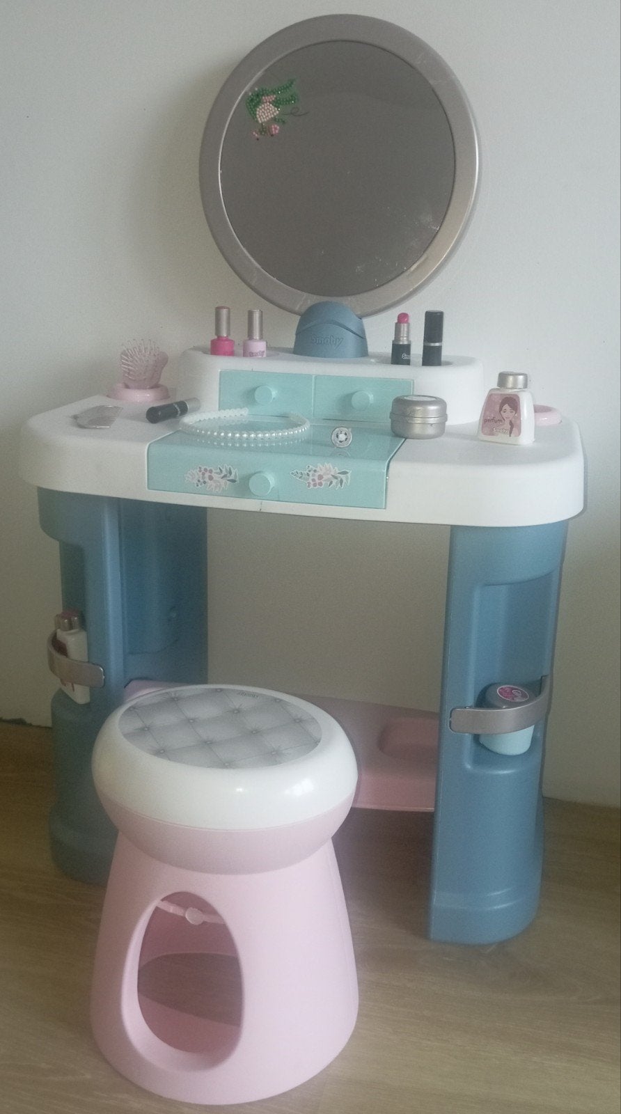 Charmante Smoby kaptafel met krukje, Ophalen, Zo goed als nieuw, Stoel(en)