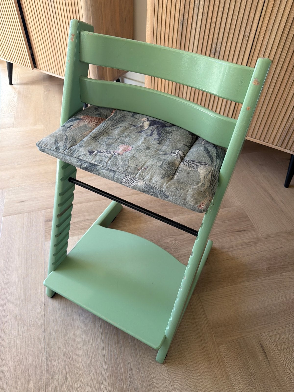Stokke Tripp Trapp kinderstoel met kussen, Ophalen, Gebruikt, Meegroeistoel, Aanschuifbaar