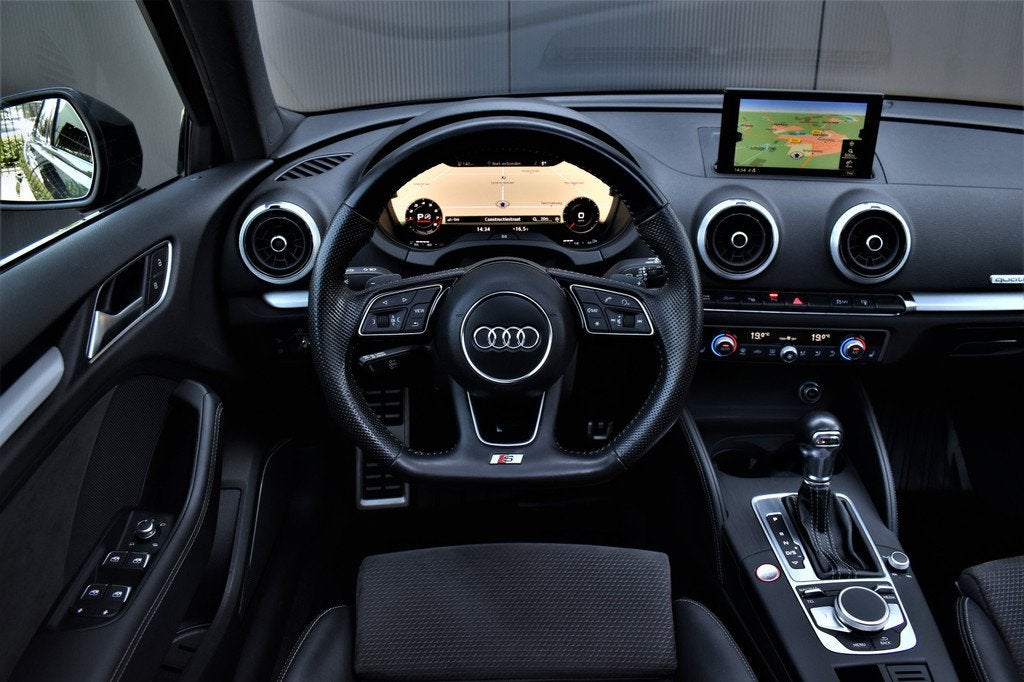 Audi S3 Sportback 2.0 TFSI 310pk Automaat Quattro Pano/Virtu, Auto's, Audi, Automaat, S3, 15 km/l, 4 cilinders