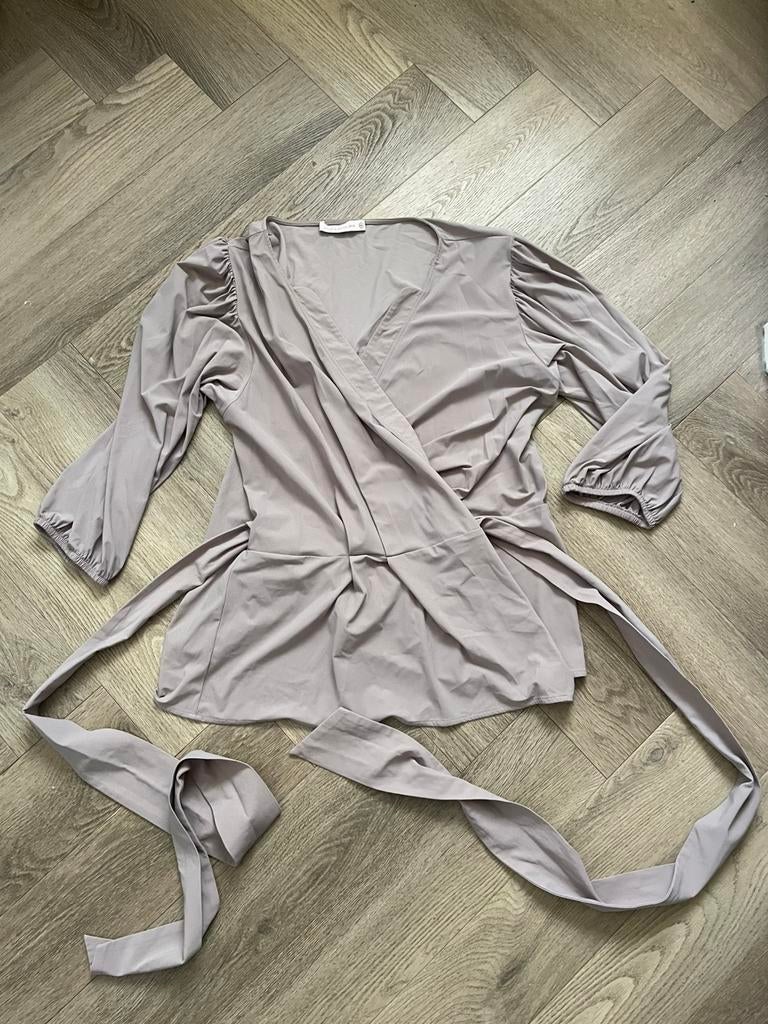 Studio Anneloes taupe kleur wikkel top light travelstof XXL, Kleding | Dames, Ophalen of Verzenden, Zo goed als nieuw, Maat 46/48 (XL) of groter