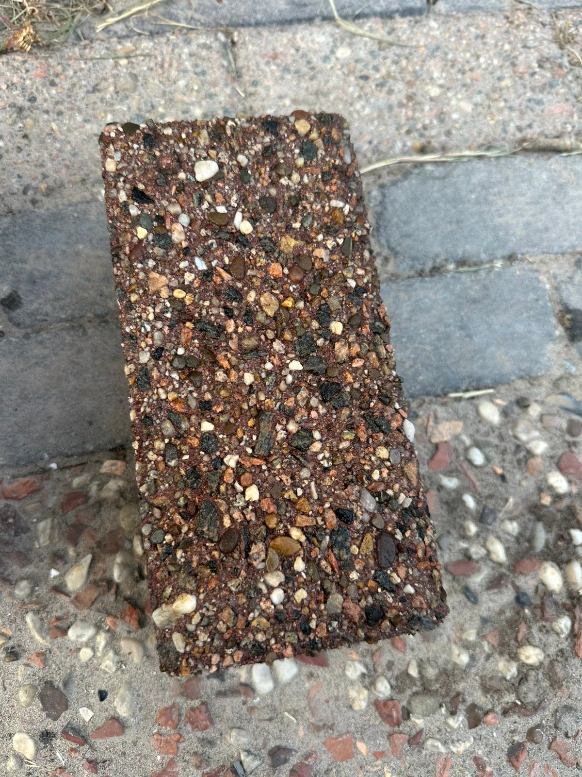 Beton klinkers 18 stuks  rood gemêleerd, Ophalen, Zo goed als nieuw, Overige typen