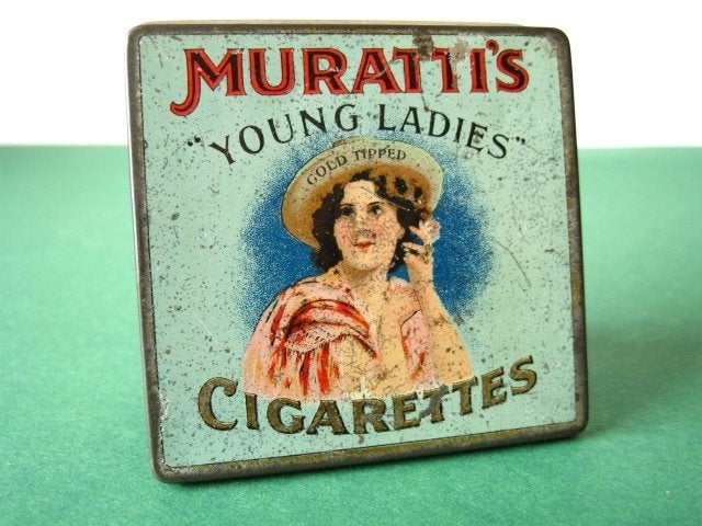 Muratti's rokende vrouw sigaretten blik 1920, Verzamelen, Ophalen of Verzenden, Gebruikt, Overige