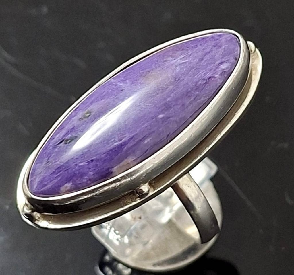 Schitterende Sterling Zilver Paarse Sugalite Ring, 19 tot 20, Paars, Ophalen of Verzenden, Zo goed als nieuw