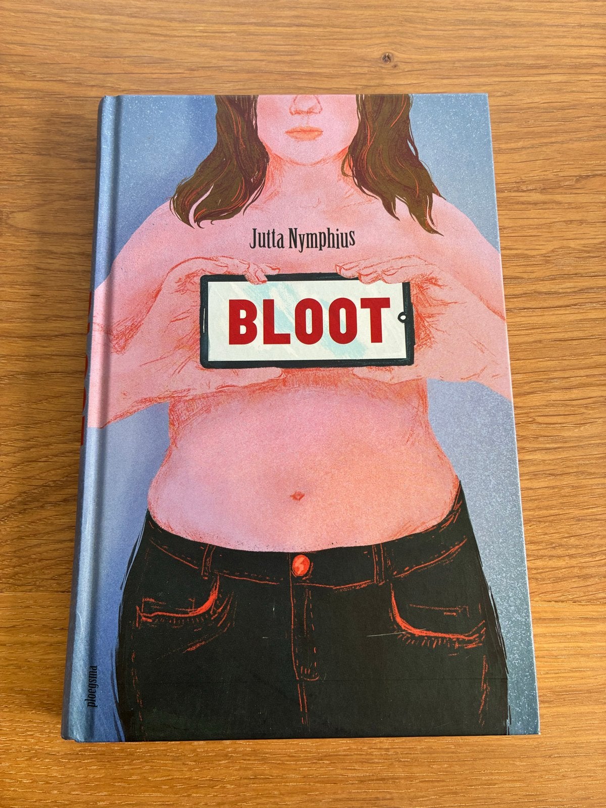 Bloot - Jutta Nymphius (Kinder- & Jeugdboek), Ophalen of Verzenden, Zo goed als nieuw, Fictie