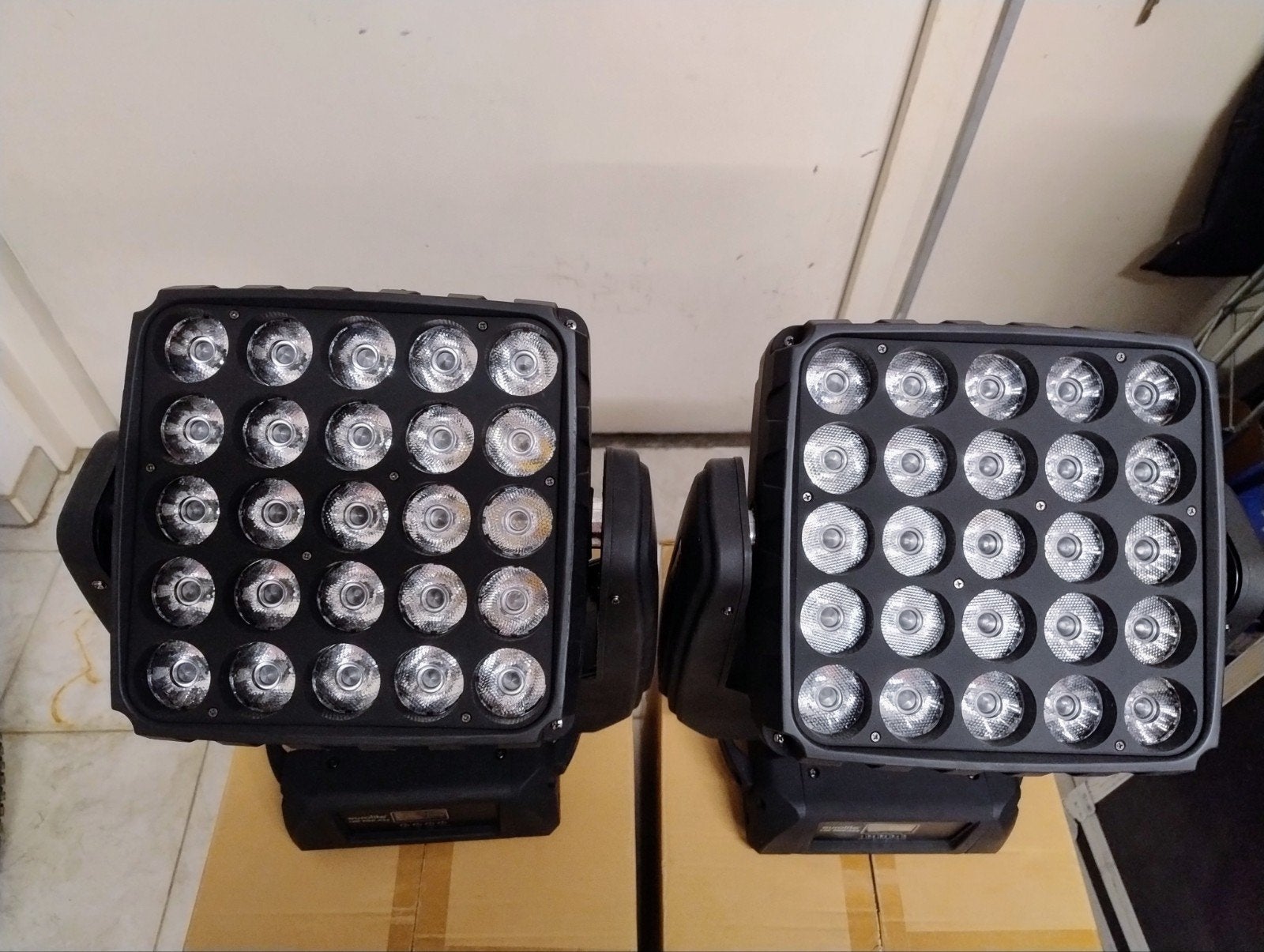 Professionele Eurolite LED TMH-X25 Moving Heads, Ophalen, Zo goed als nieuw, Licht, Kleur