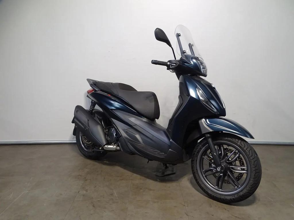 Piaggio BEVERLY 400 S € 5.490,00, Motoren, Motoren | Piaggio, Scooter, Bedrijf, 12 t/m 35 kW