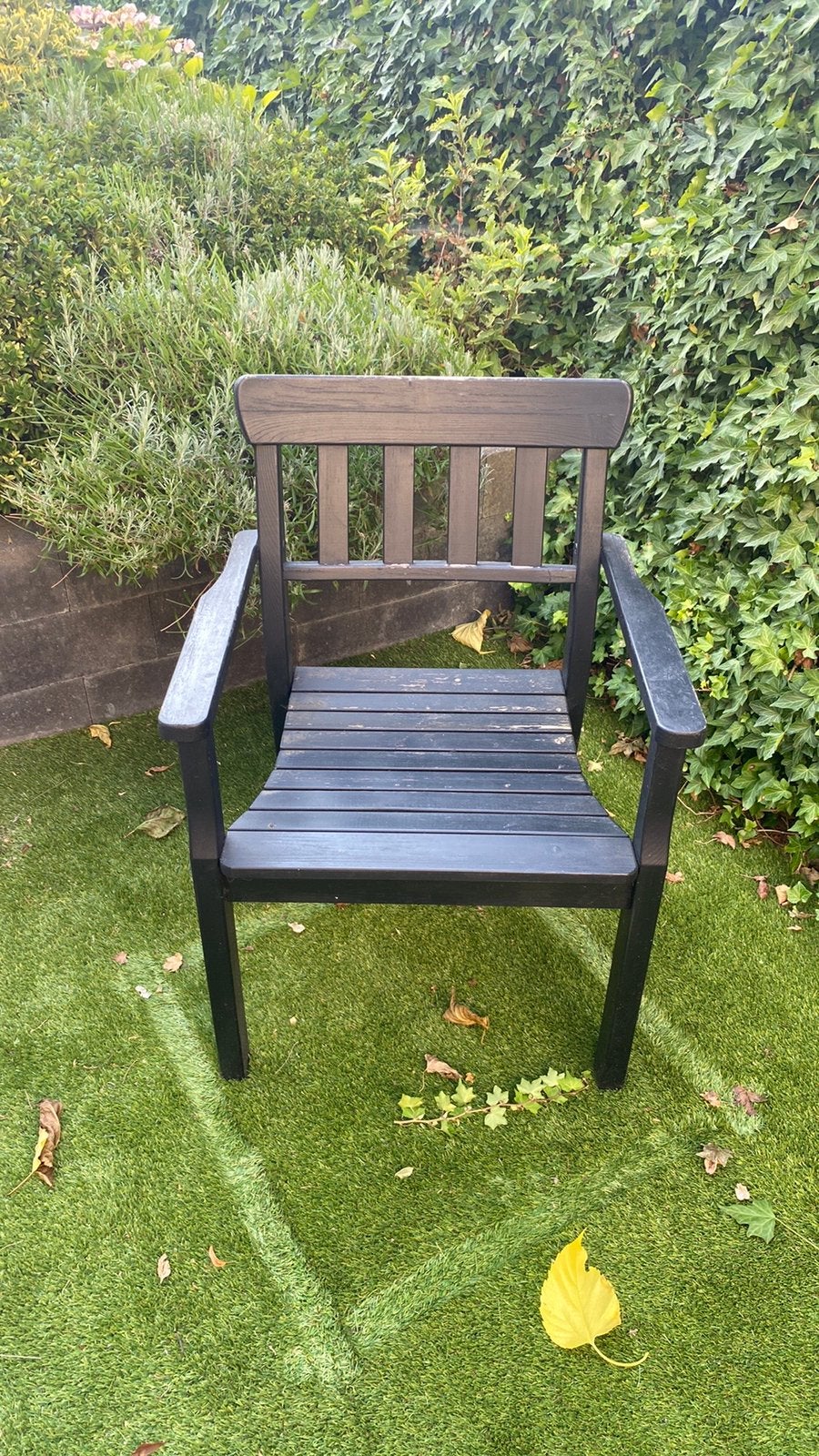 4 zwarte houten tuinstoelen, Tuin en Terras, Tuinstoelen, Ophalen, Zo goed als nieuw, Hout, Stapelbaar