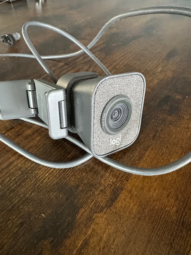 Logitech StreamCam webcam 1080p 60fps USB-C, Ophalen, Gebruikt, Logitech, Microfoon